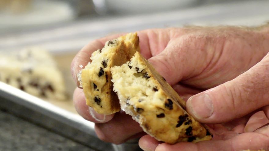 Scones with Currants